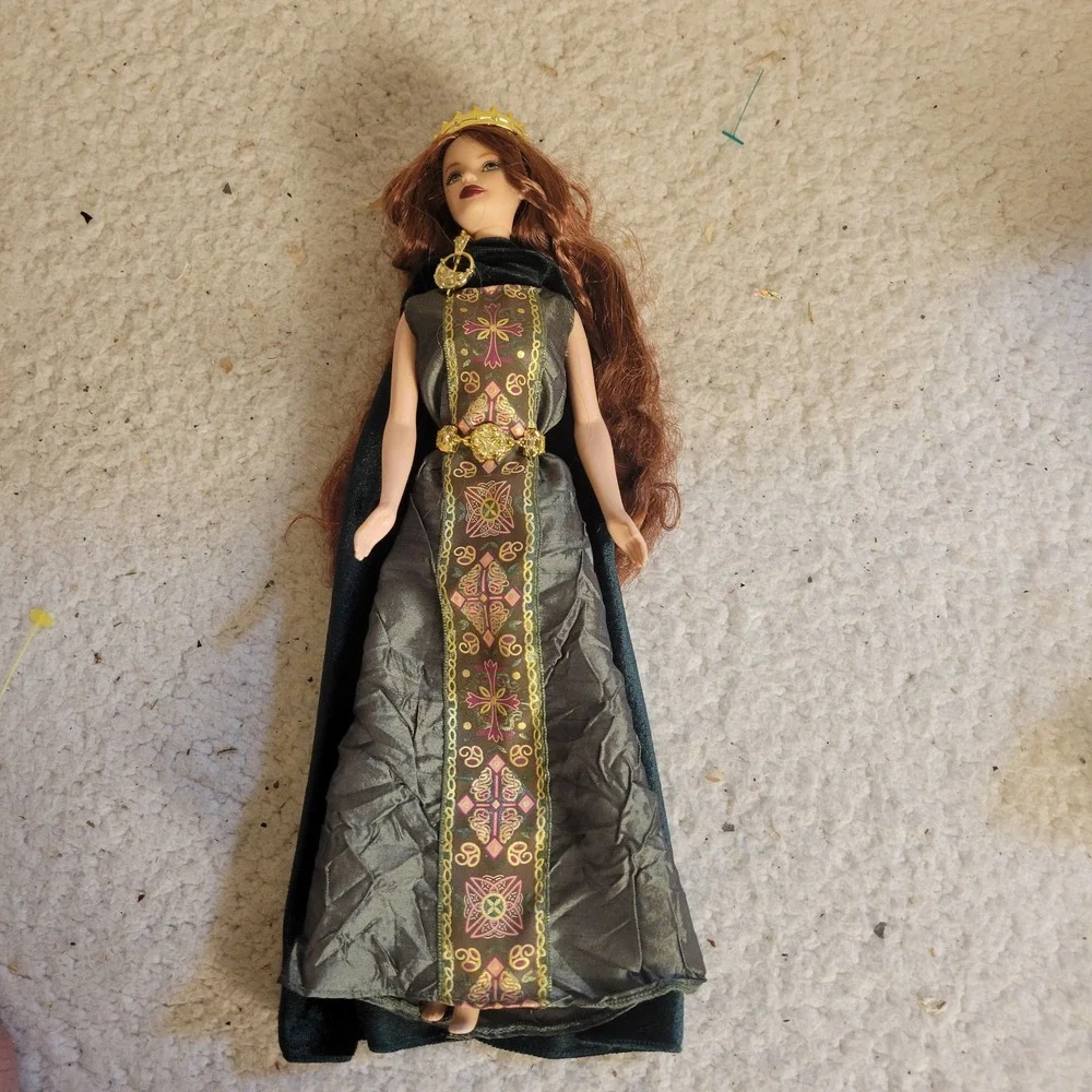 Mattel Barbie Princess of Ireland Doll 11.5